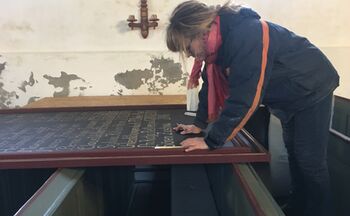 beschriftung pastorentafel mit gold