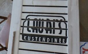 türbemalung für einen diner küstendiner dagebüll